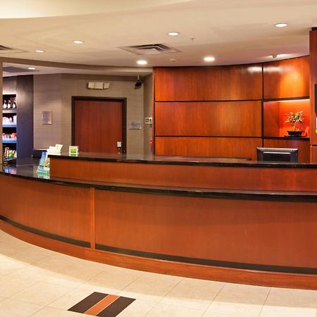 路易斯维尔东北万怡酒店 路易斯威尔 外观 照片