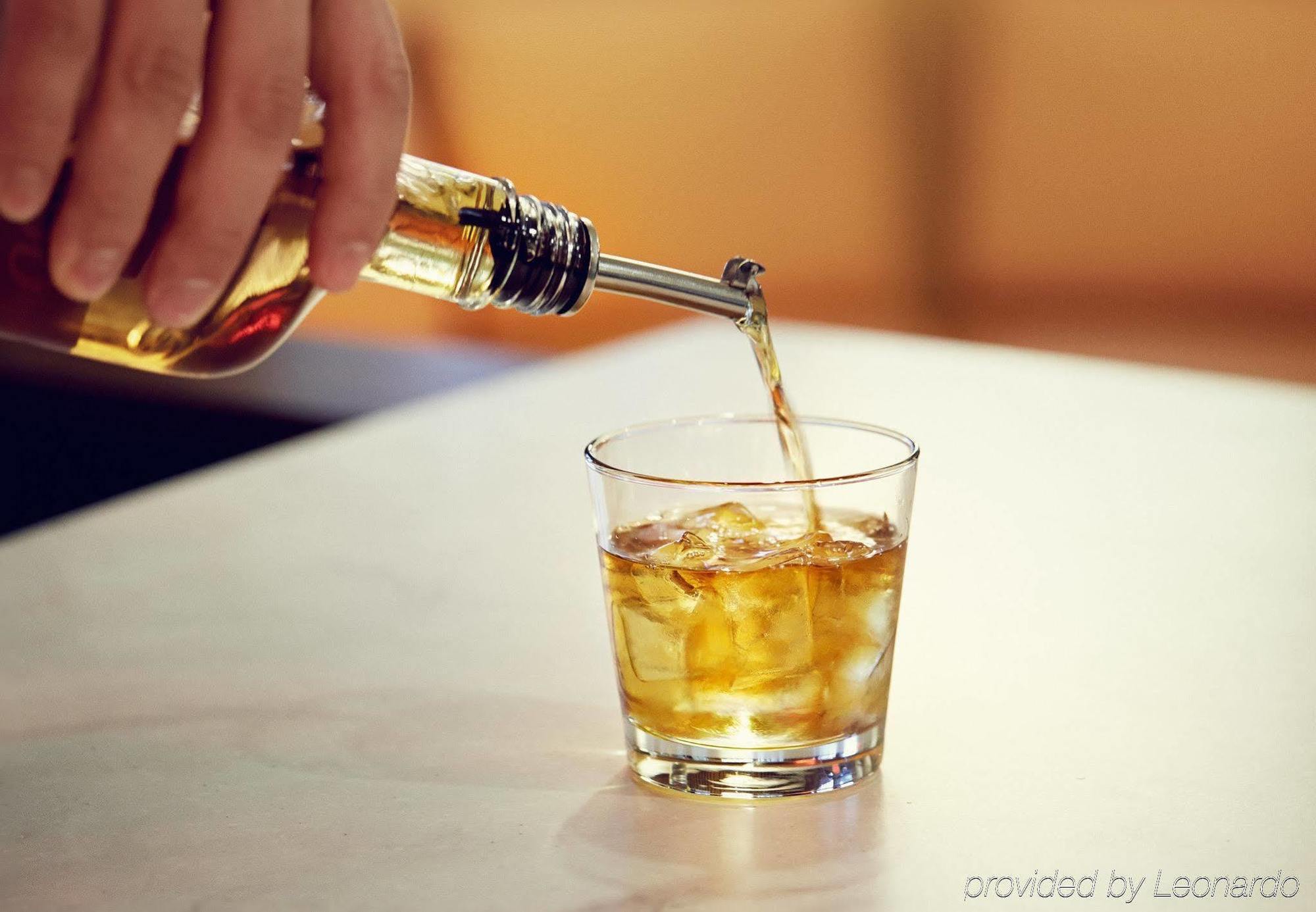 路易斯维尔东北万怡酒店 路易斯威尔 外观 照片